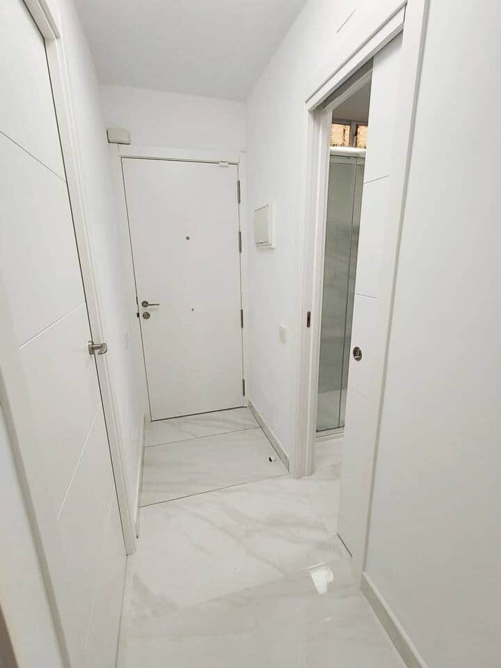 Distribuidor con acceso a las habitaciones
