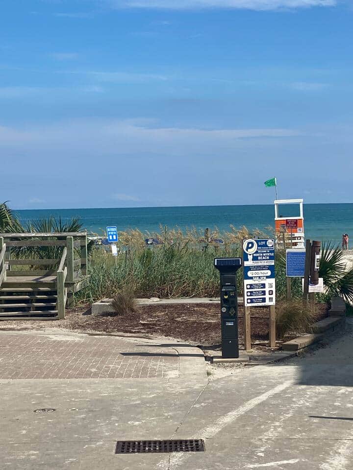 public beach access only a few blocks away