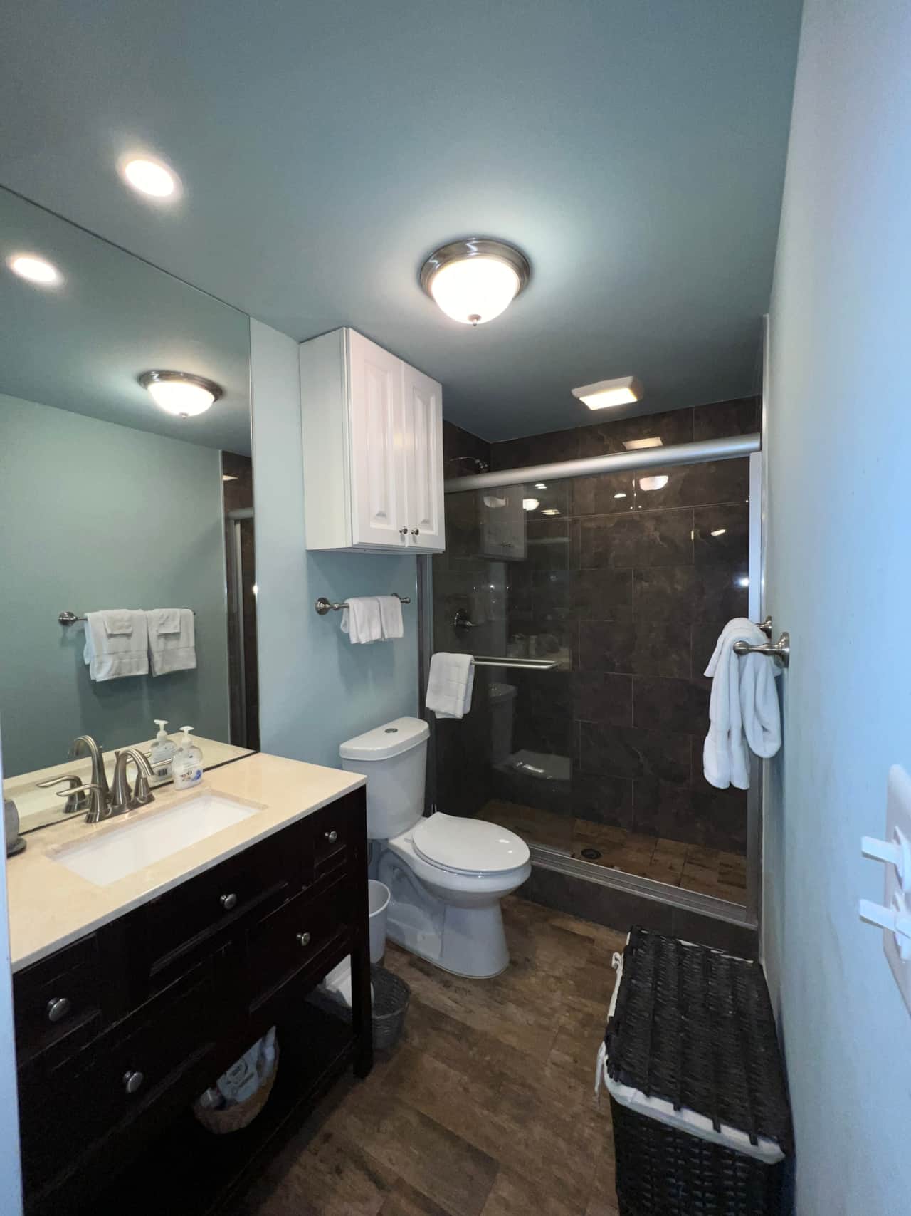 Full Bath