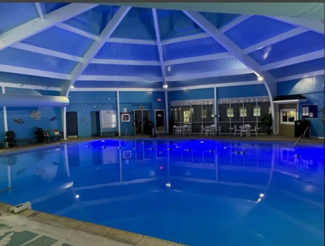 indoor pool heated