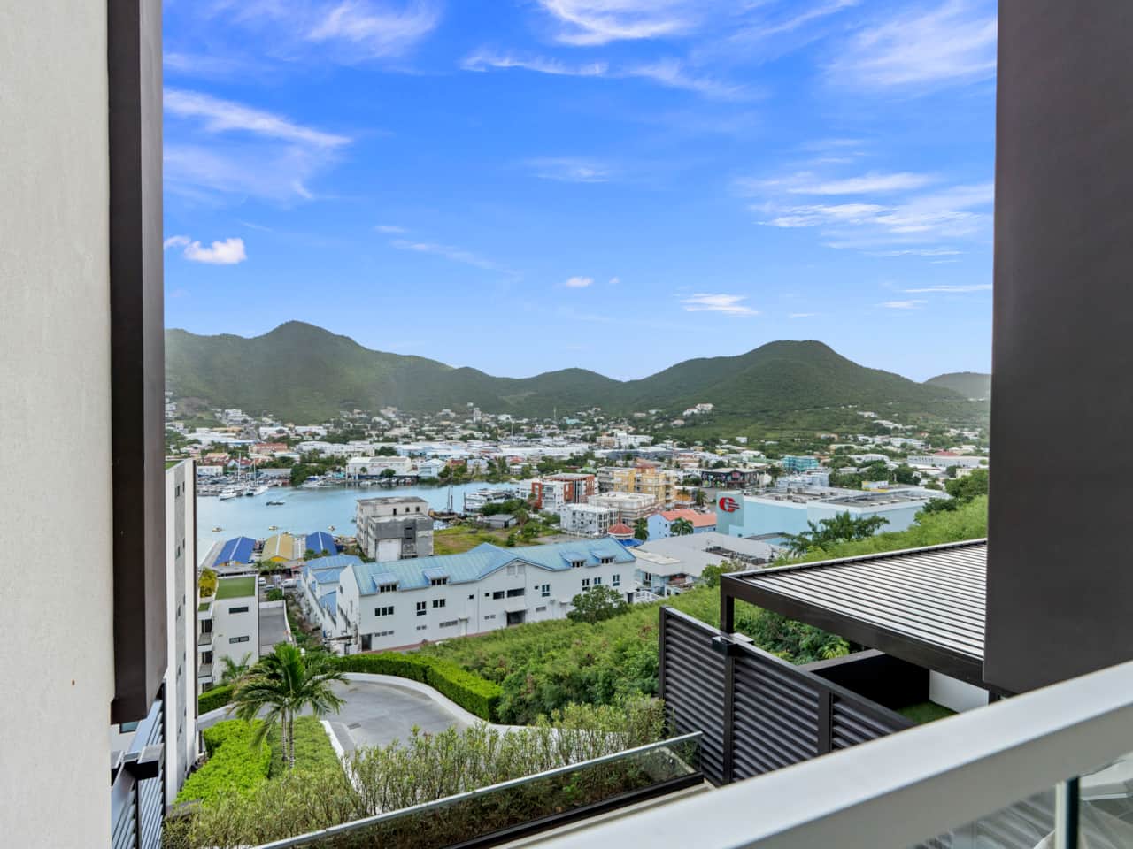 The Hills Residence C-312 (12)
