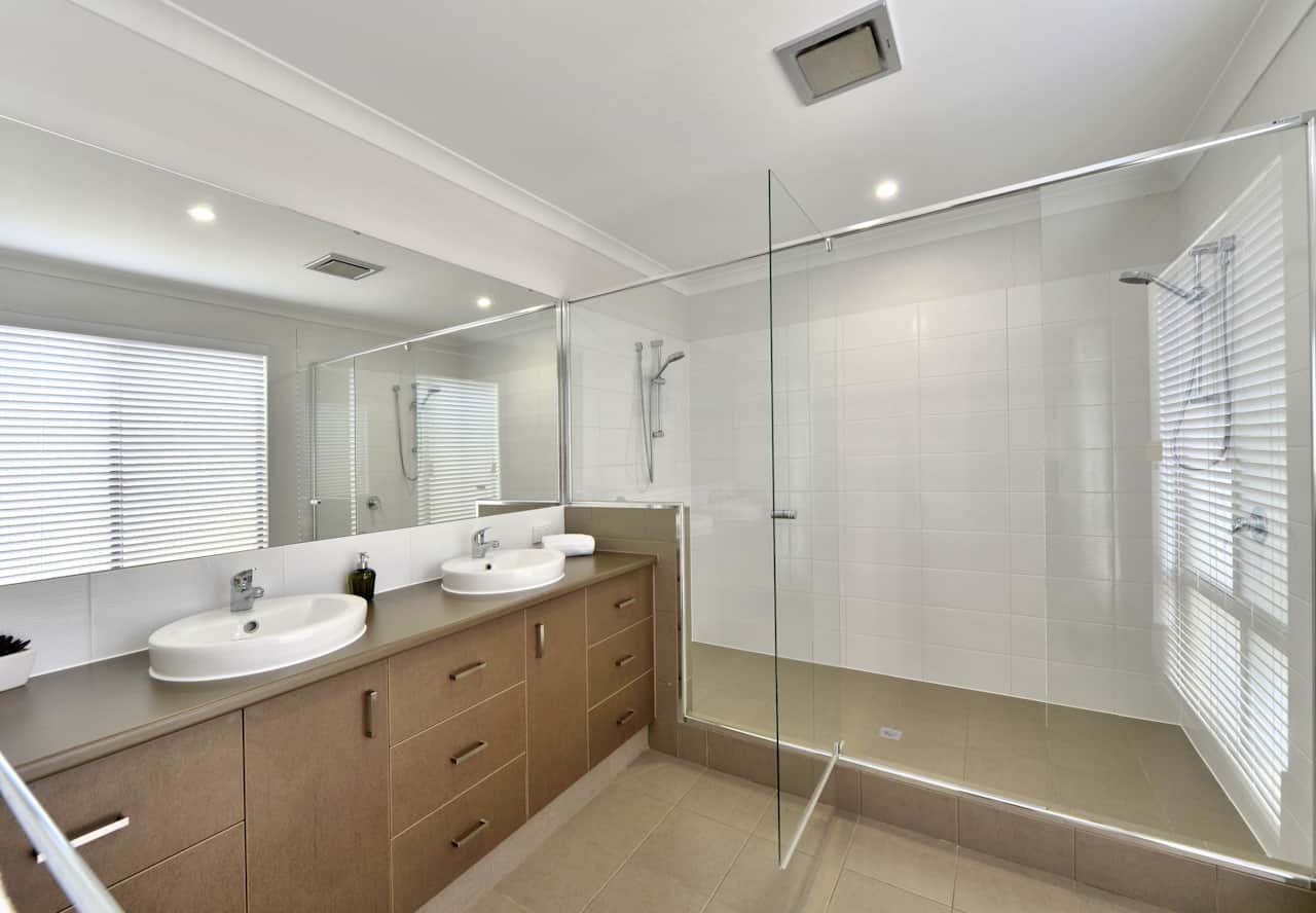 1 (21) (1)
