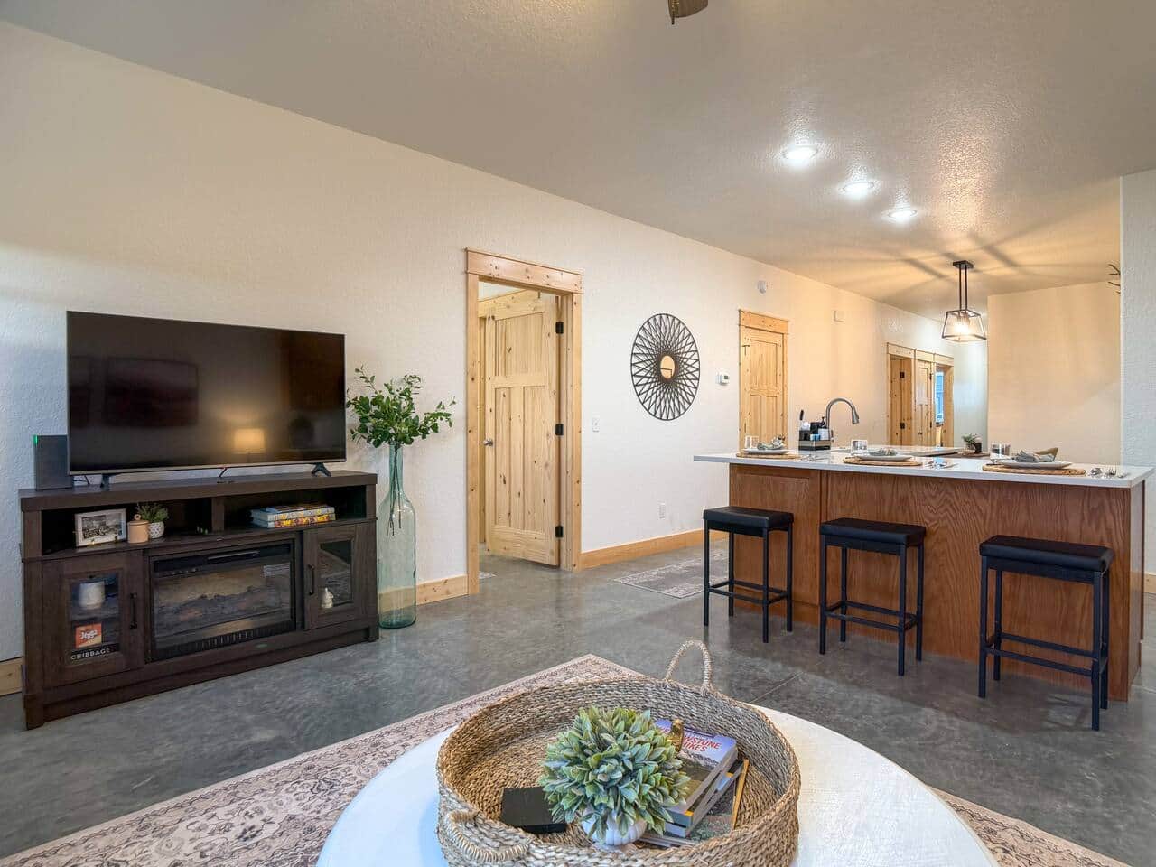 Piñon Home kitchen detail