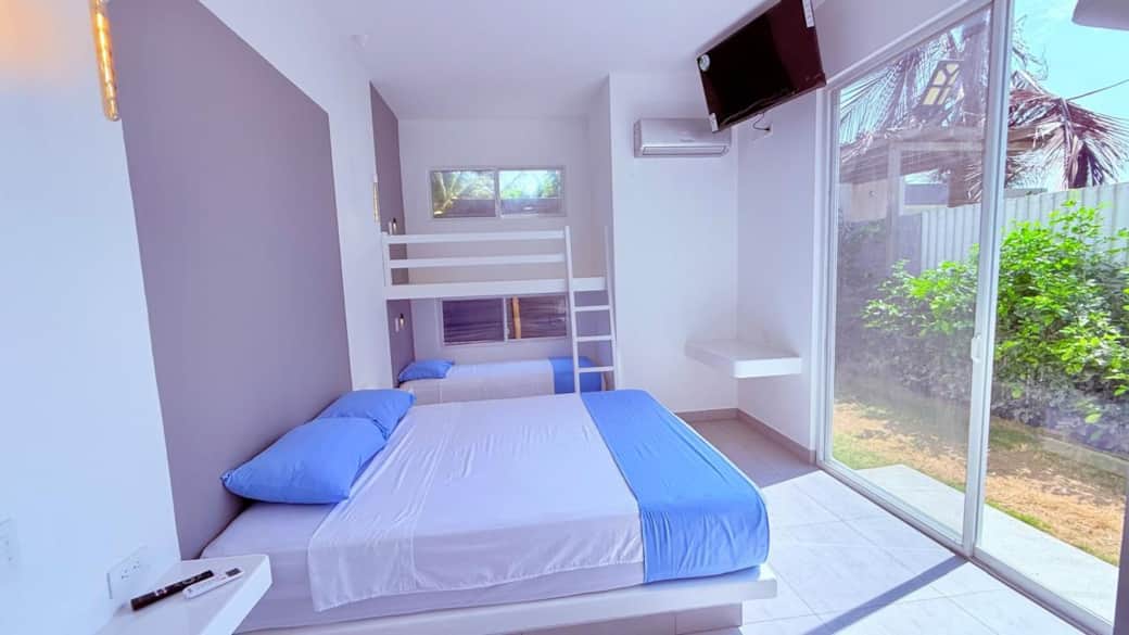 WhatsApp Image 2025-12-03 at 18.17 WhatsApp Image 2025-12-03 at 18.17