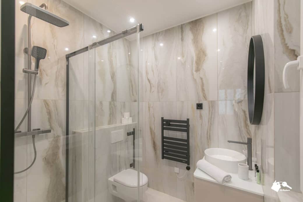 Salle de bain 1