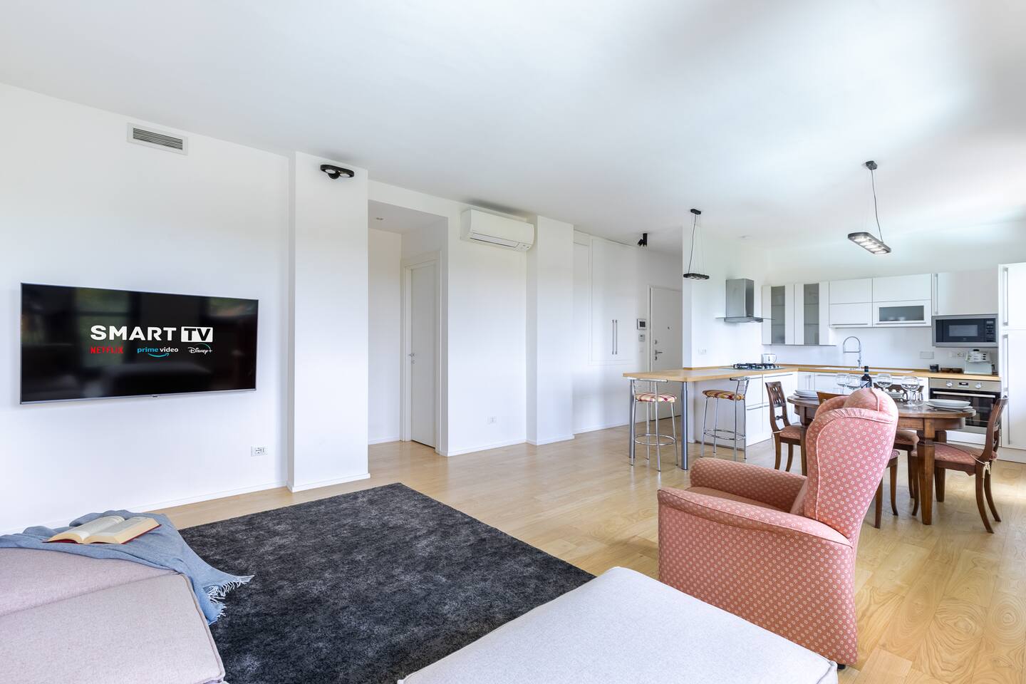 Soggiorno e Zona Pranzo