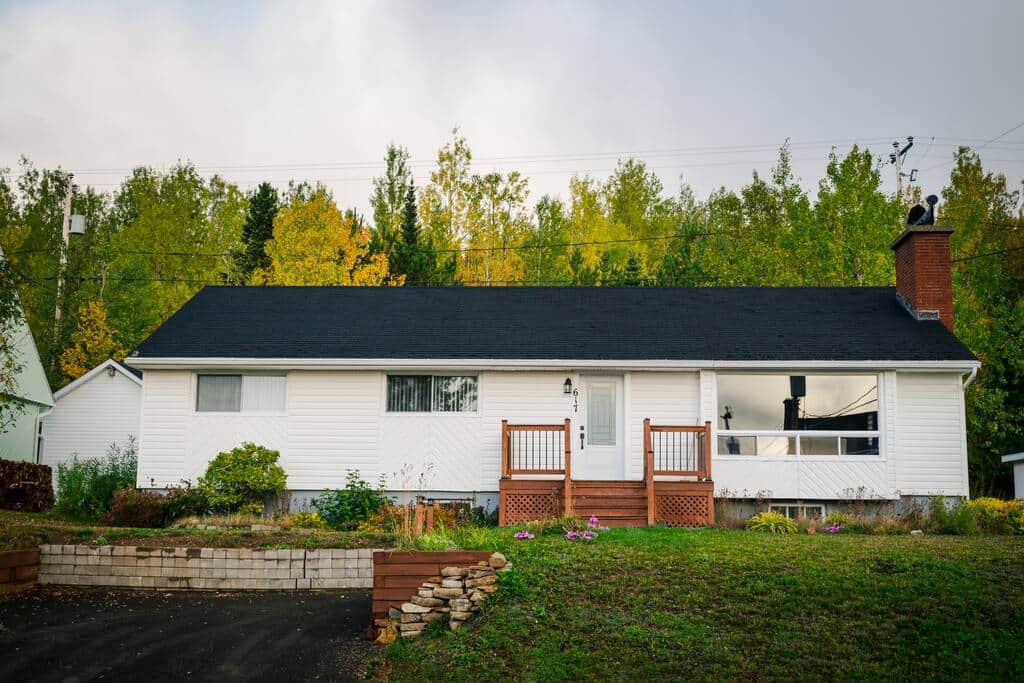 The Trail House Fireplace and Mt Porphyre Vacation Home in Murdochville