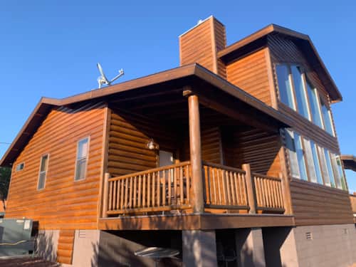 ELK CROSSING CABIN