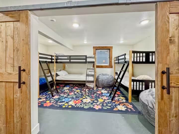 McGabin Bunk Room