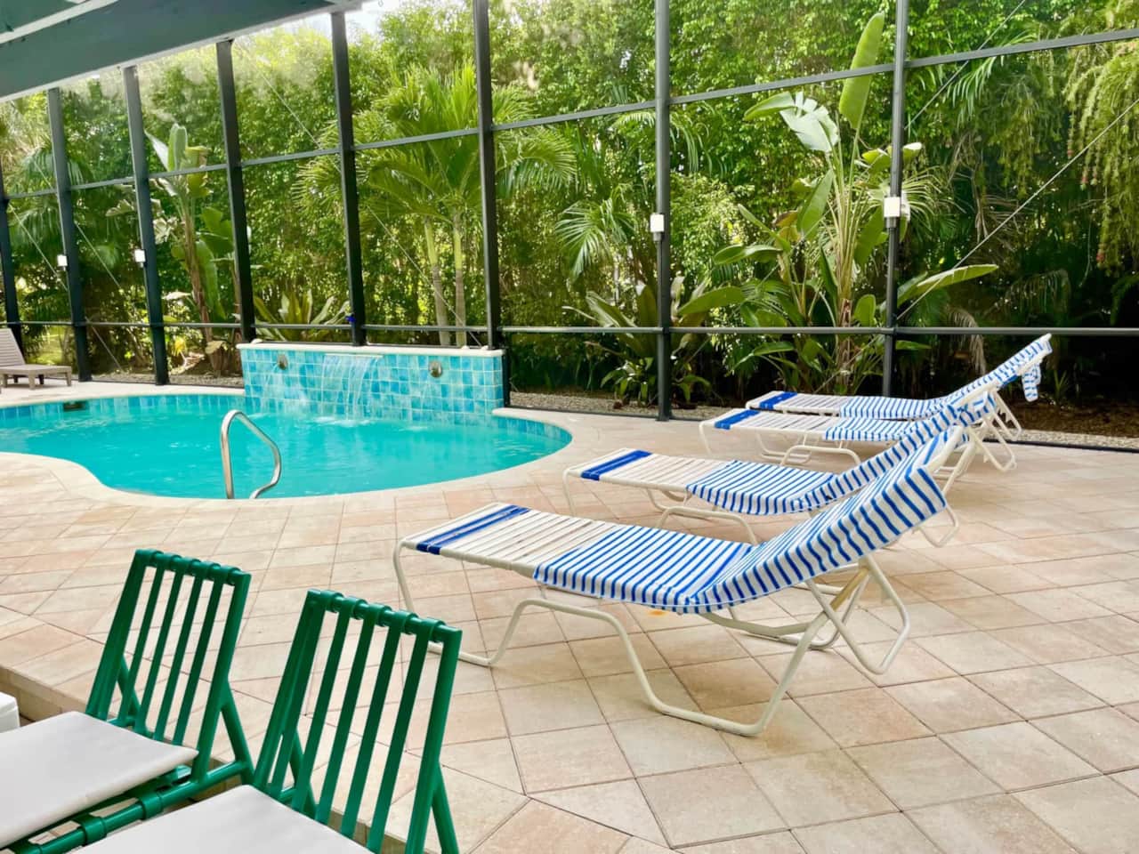 Pool loungers