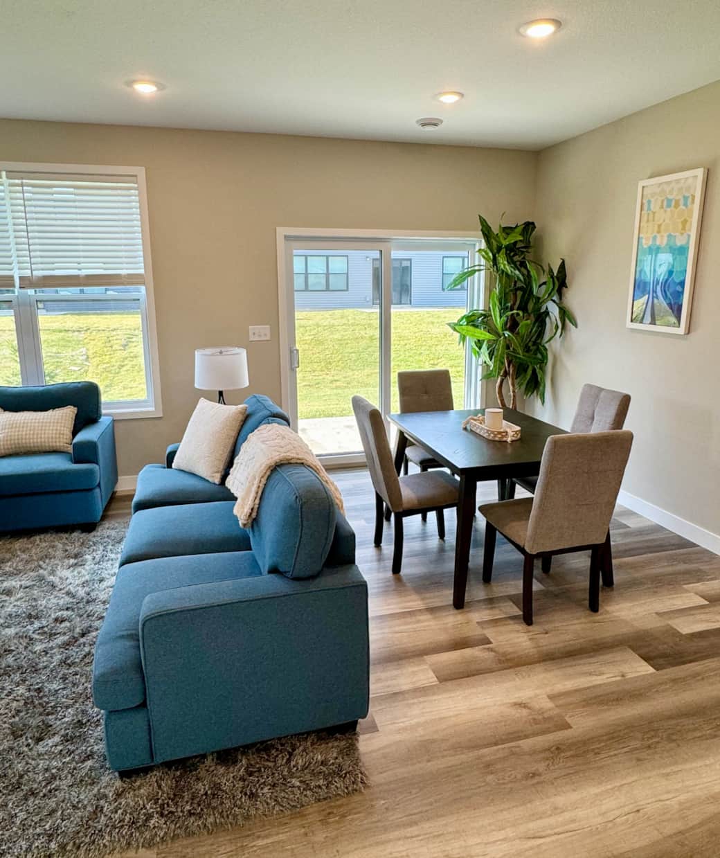 Living & dining space Living & dining space