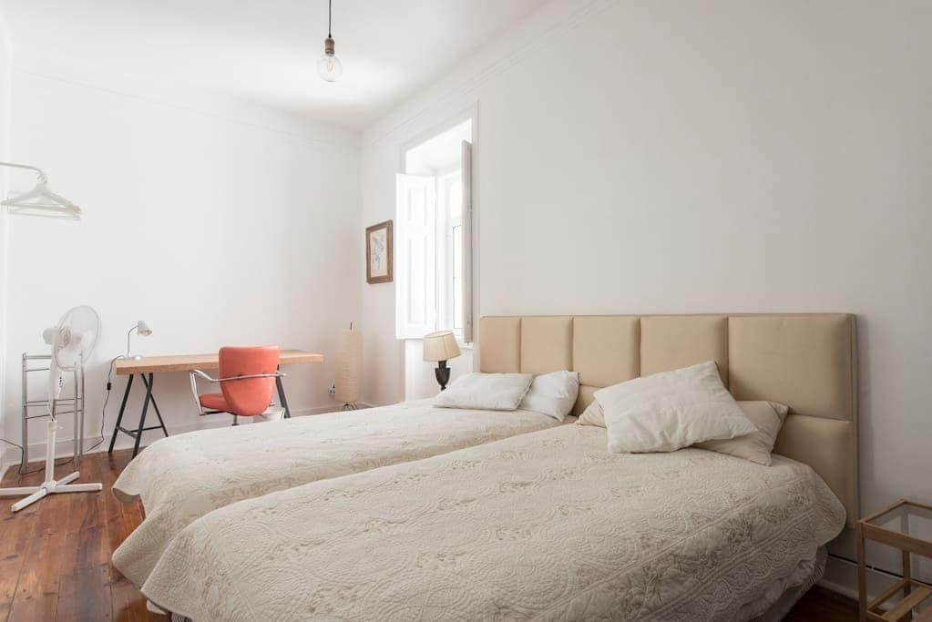Private bedroom