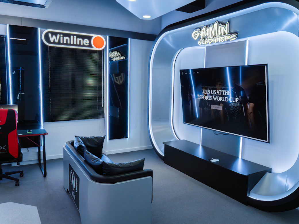 Room #2 - Smart TV Room #2 - Smart TV