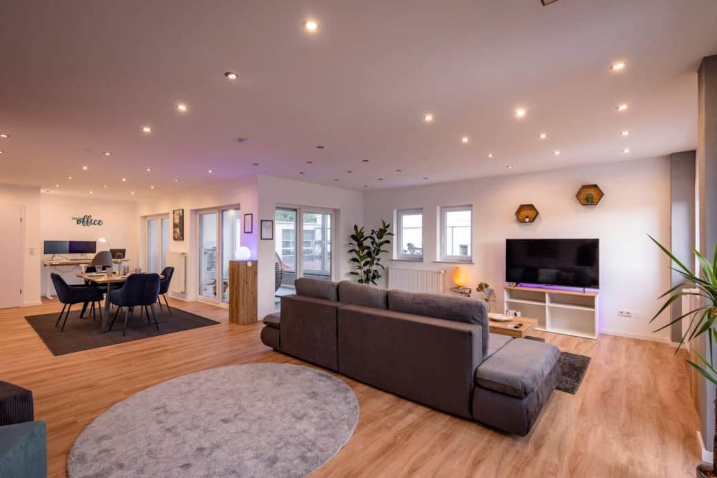 Gemütlicher, offener Wohn-/Essbereich zum Verweilen und Wohlfühlen