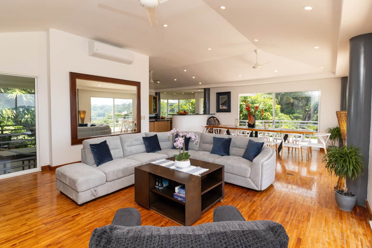 Top Level Fully Air Conditioned Living and Dinning