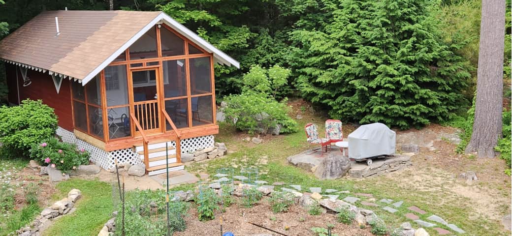 Bunkhouse with new Screen Rm Bunkhouse with new Screen Rm