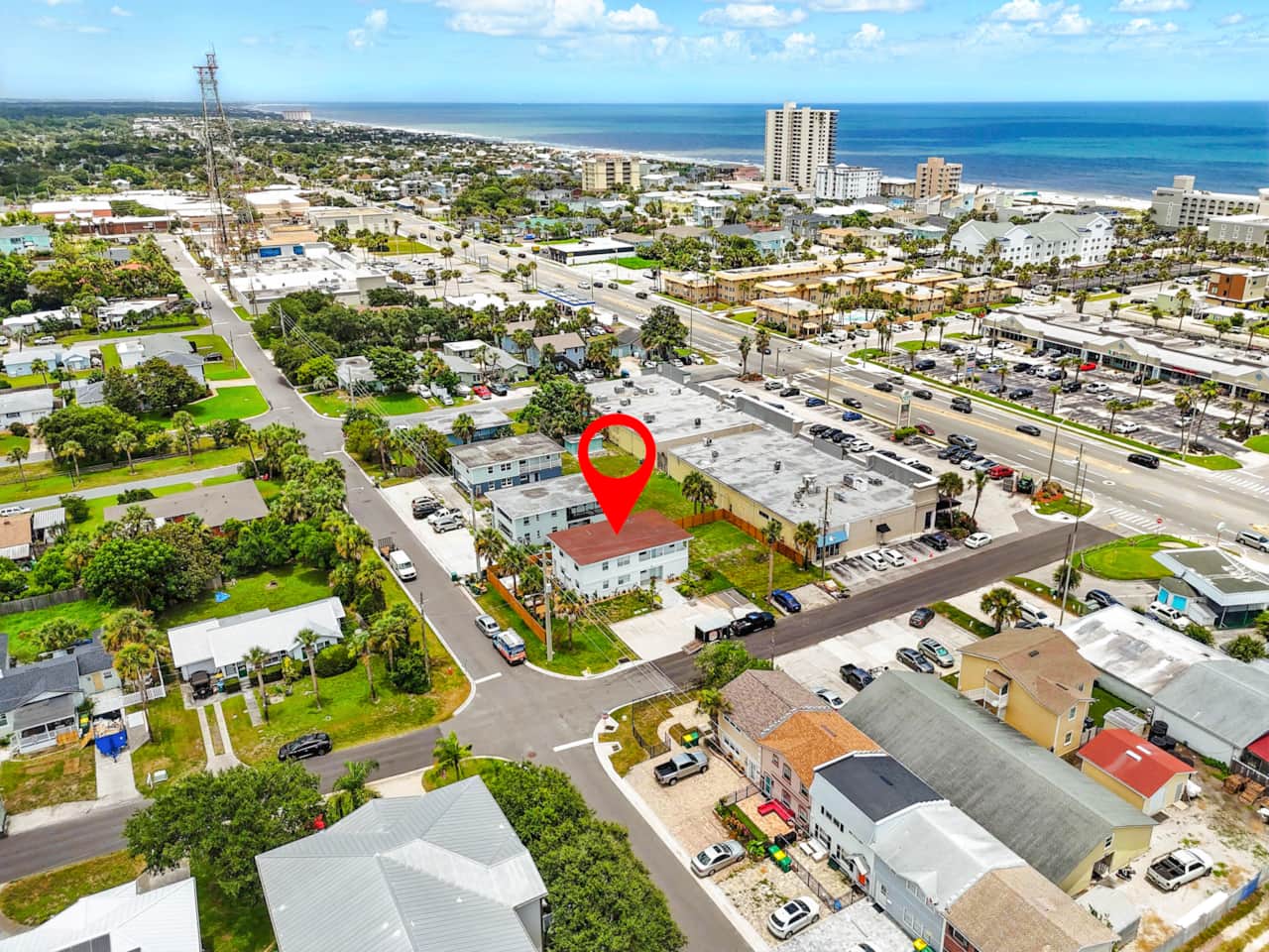 3 blocks from the ocean- view from the south west