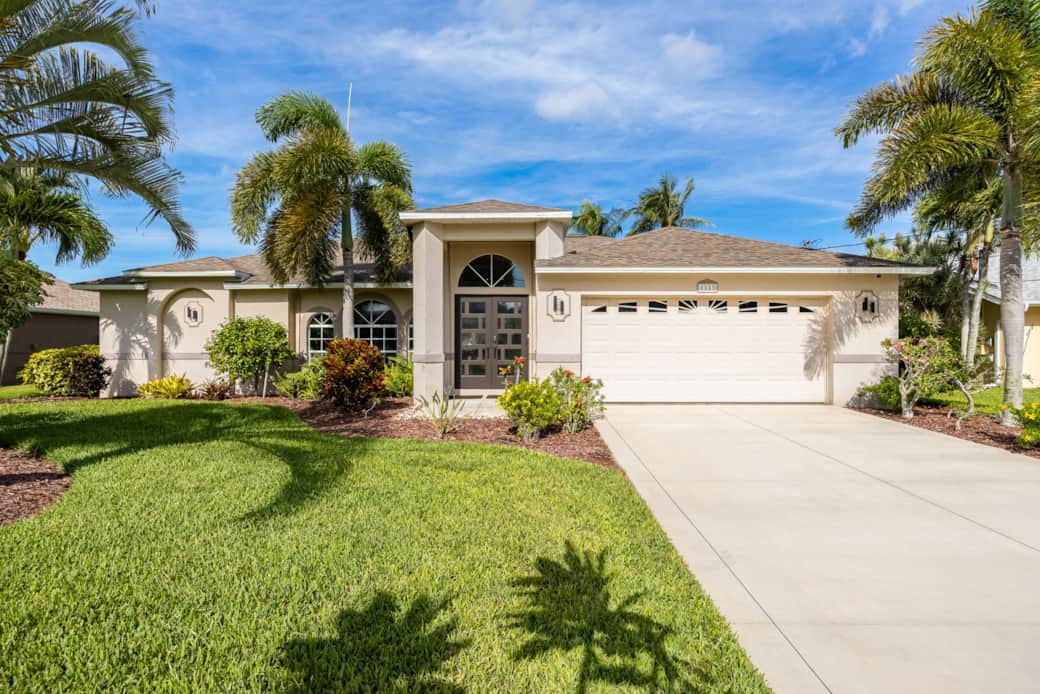Your Cape Coral Escape Awaits Your Cape Coral Escape Awaits