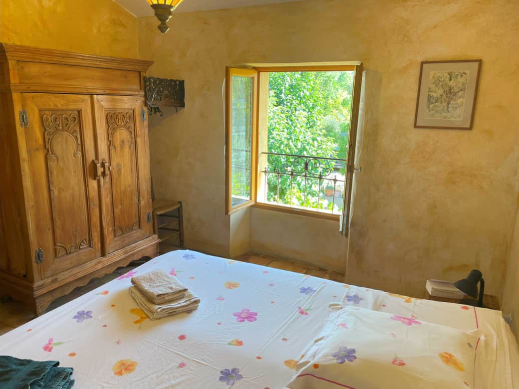 Bedroom south