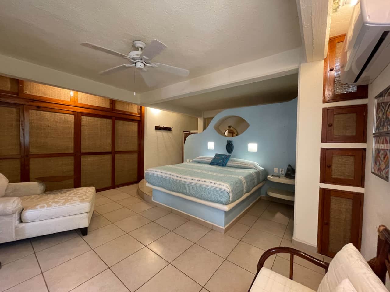 King bed