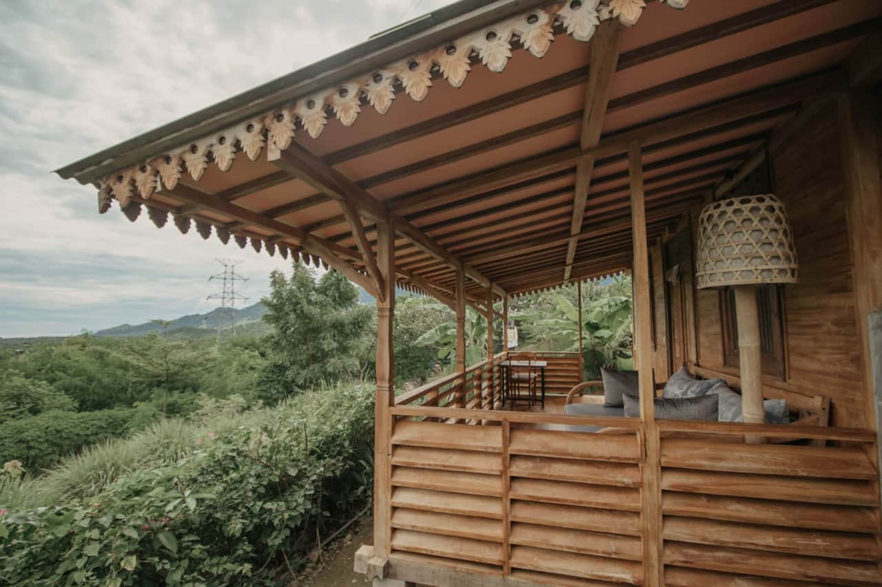 Kesambi4-woodenhouse-sumberkimahill-bali 