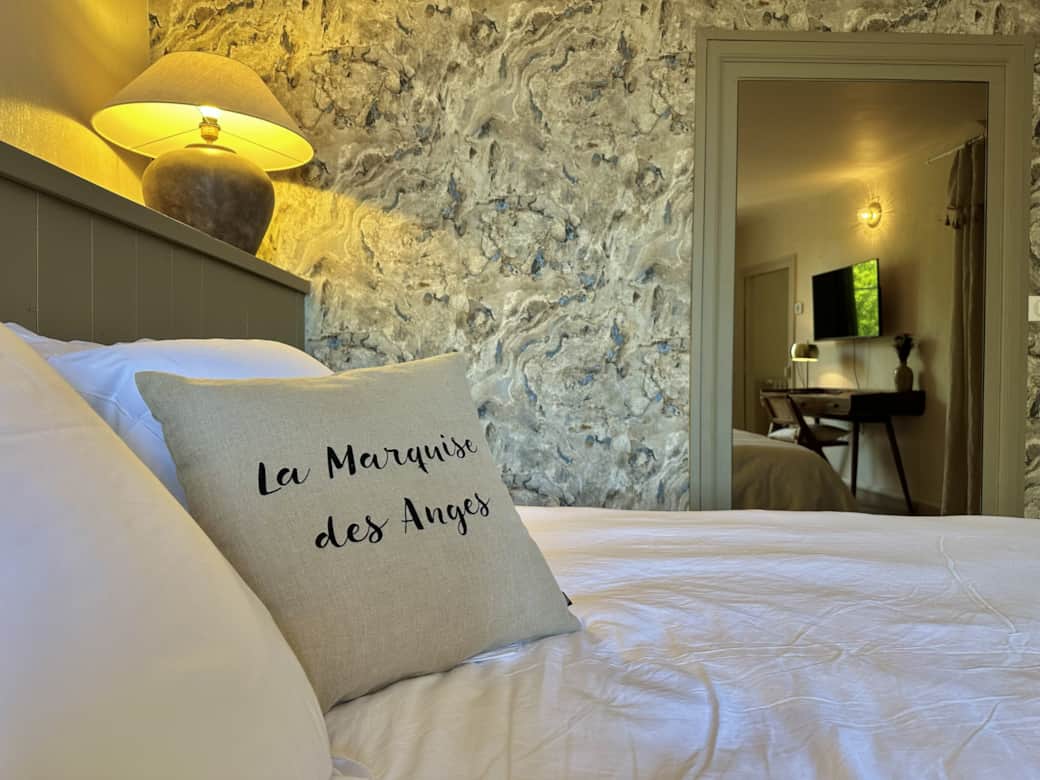 Chambre parentale climatisée Chambre parentale climatisée