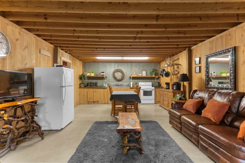 Bunk Wild Living Room/Kitchen Bunk Wild Living Room/Kitchen
