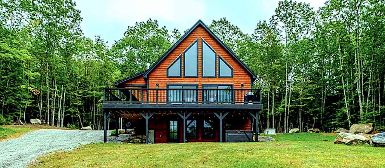 Acorn Haus — a modern mountain chalet in western Maine