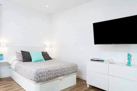 Double Bed, Wify, Movistar TV, Netflix...

Cama Matrimonio, Wify, Televisión Movistar, Netflix...