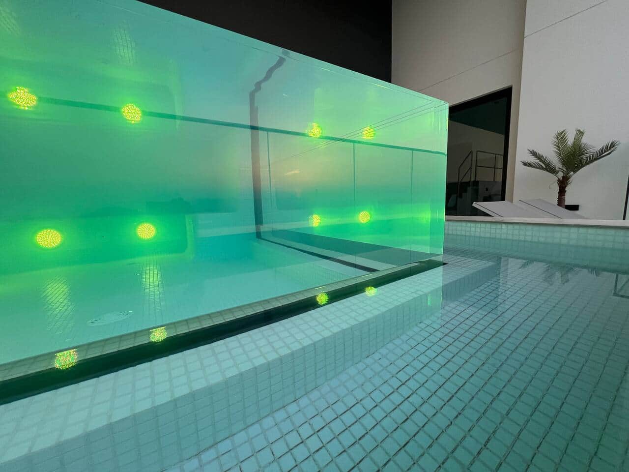Relax in your very own private pool while soaking up breathtaking Dubai Marina views. Watch stunning sunsets, spot the Burj Al Arab and on clear days the Burj Khalifa. At night, the city lights create a magical atmosphere—Dubai living at its best!