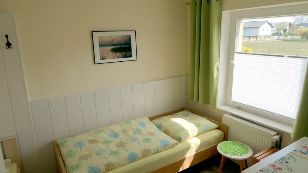 Schlafzimmer 2