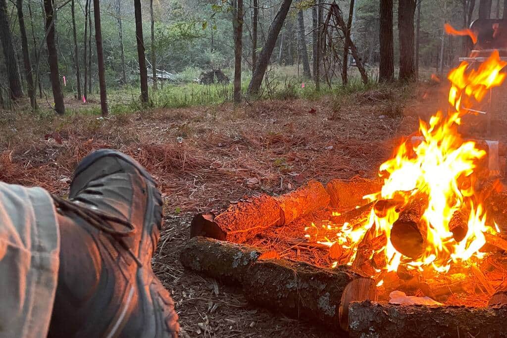 Fresh off the trails, ready to enjoy the evening. Fresh off the trails, ready to enjoy the evening.