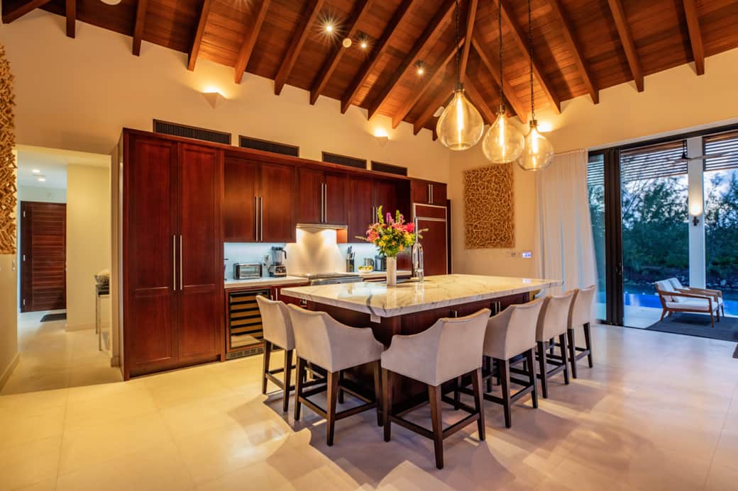 Chefs Kitchen and Breakfast Bar