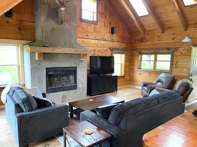 Kickapoo Lodge Living Room