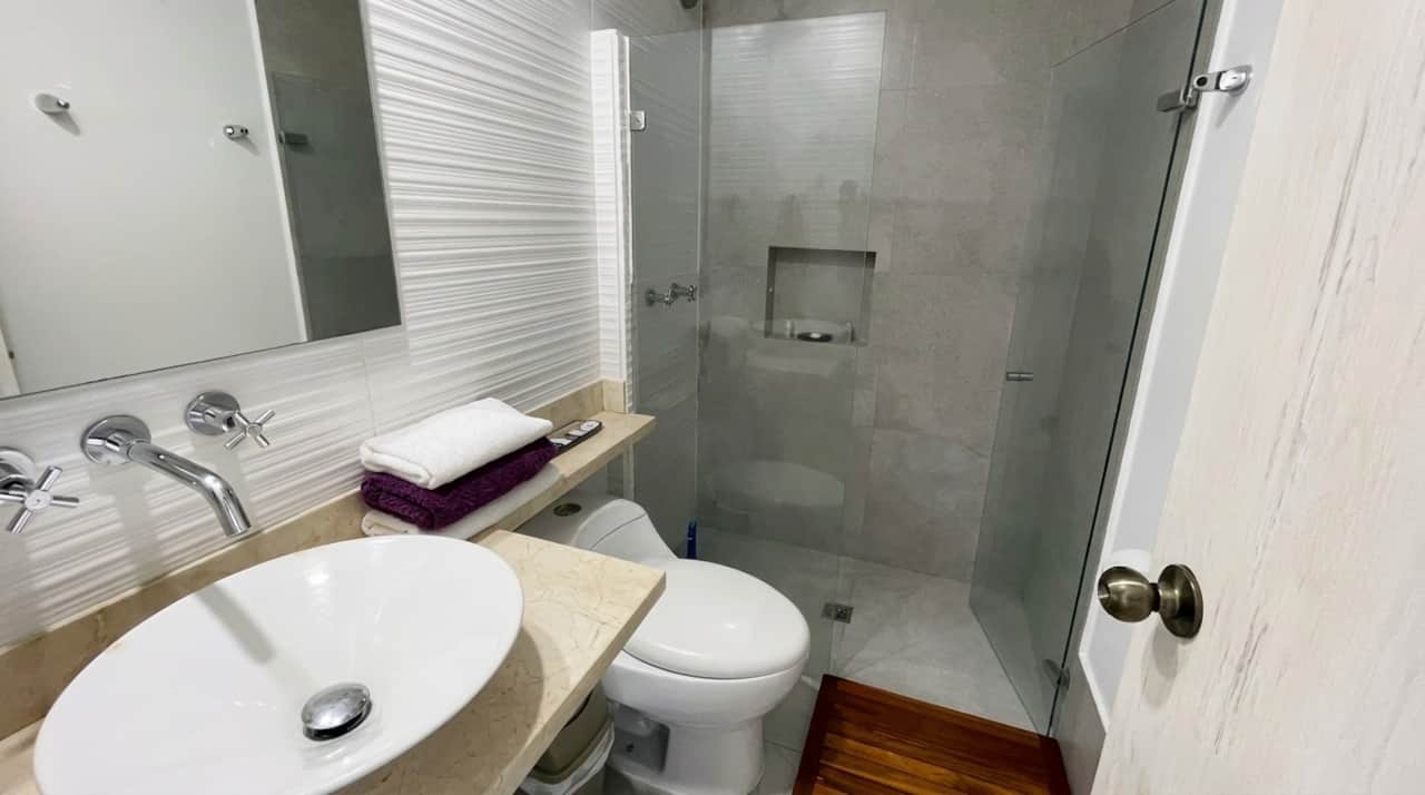 2603 bathroom