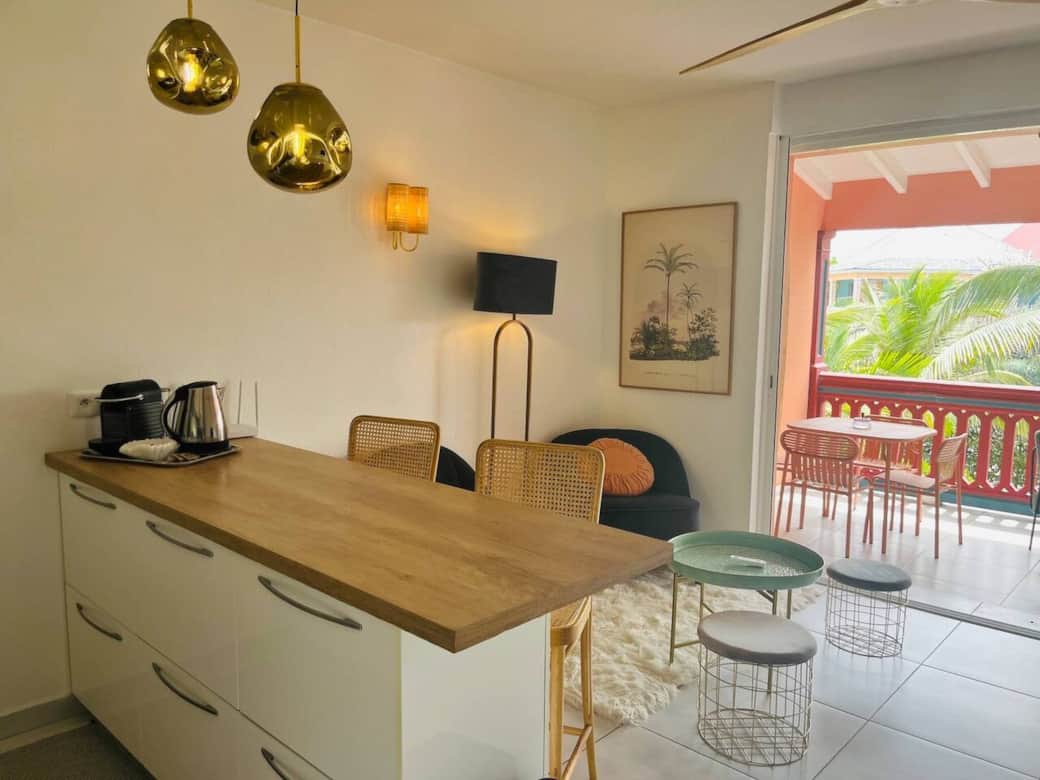 Kitchen open to the living room Kamaoli