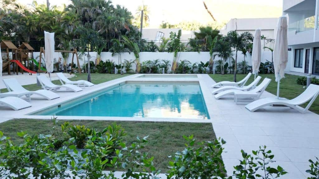 Sapphire Sky Penthouse Pool 3