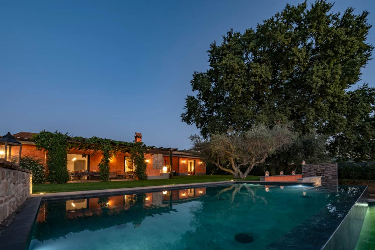 Villa near Rome with pool