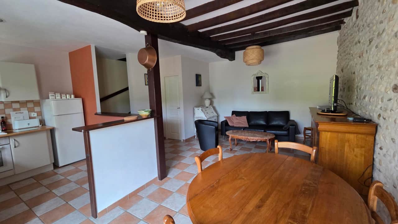Salon Les Roses gite, Monein France