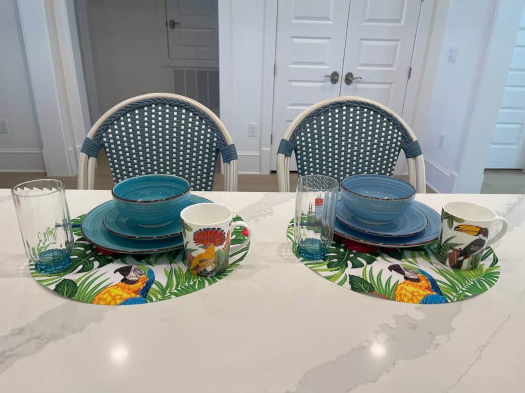 Lots of colorful dining ware at Blue Water Paradise!