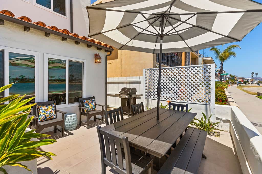 Front Patio with Grill