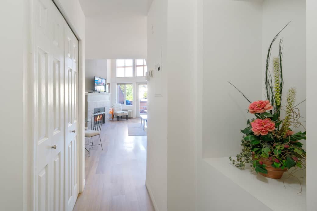 Unit 316 Entry