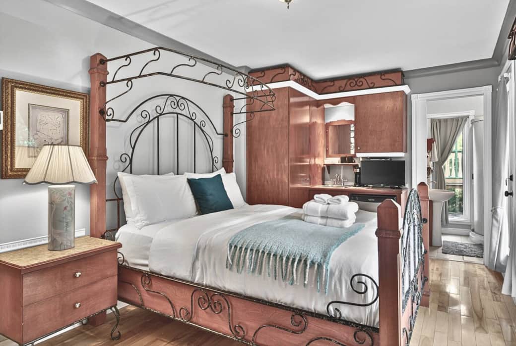 Chambre (lit queen)