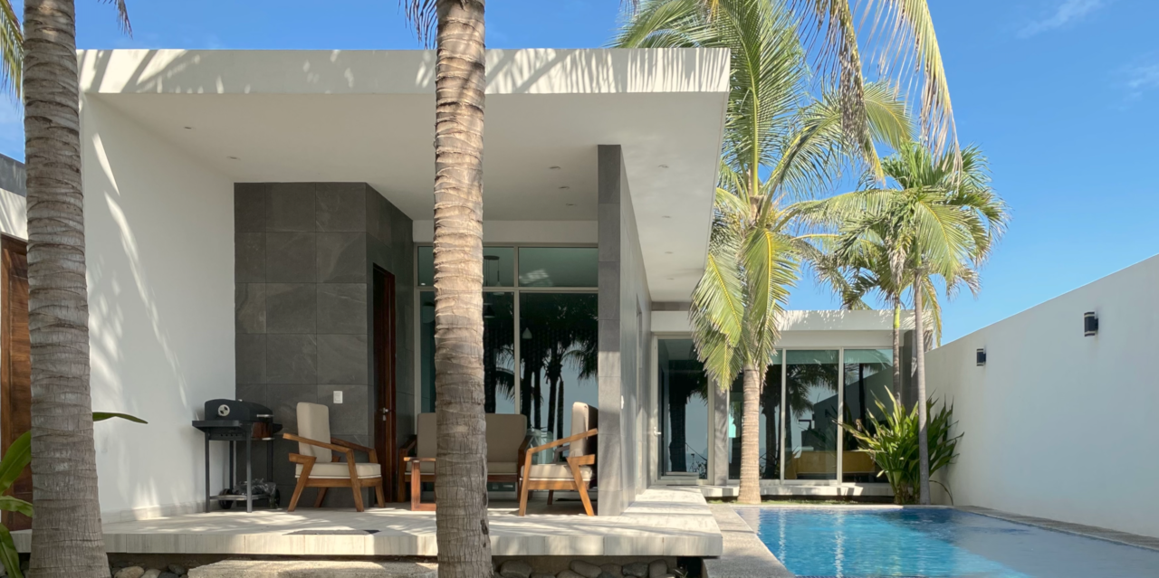 La Casa tiene todo lo que puedes buscar: Alberca privada, acceso a playa y excelentes acabados