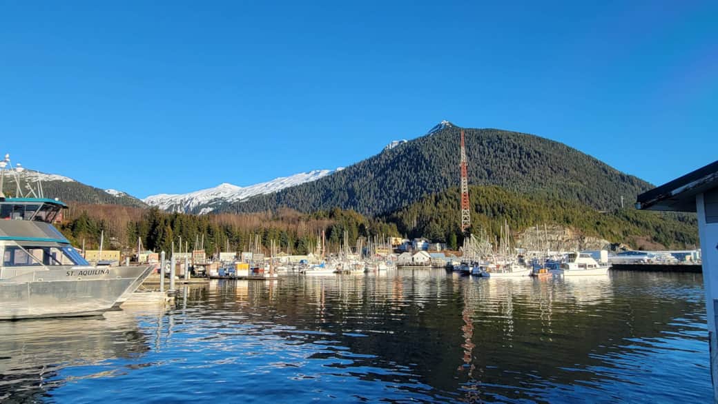 A beautiful clear day in Thomas Basin