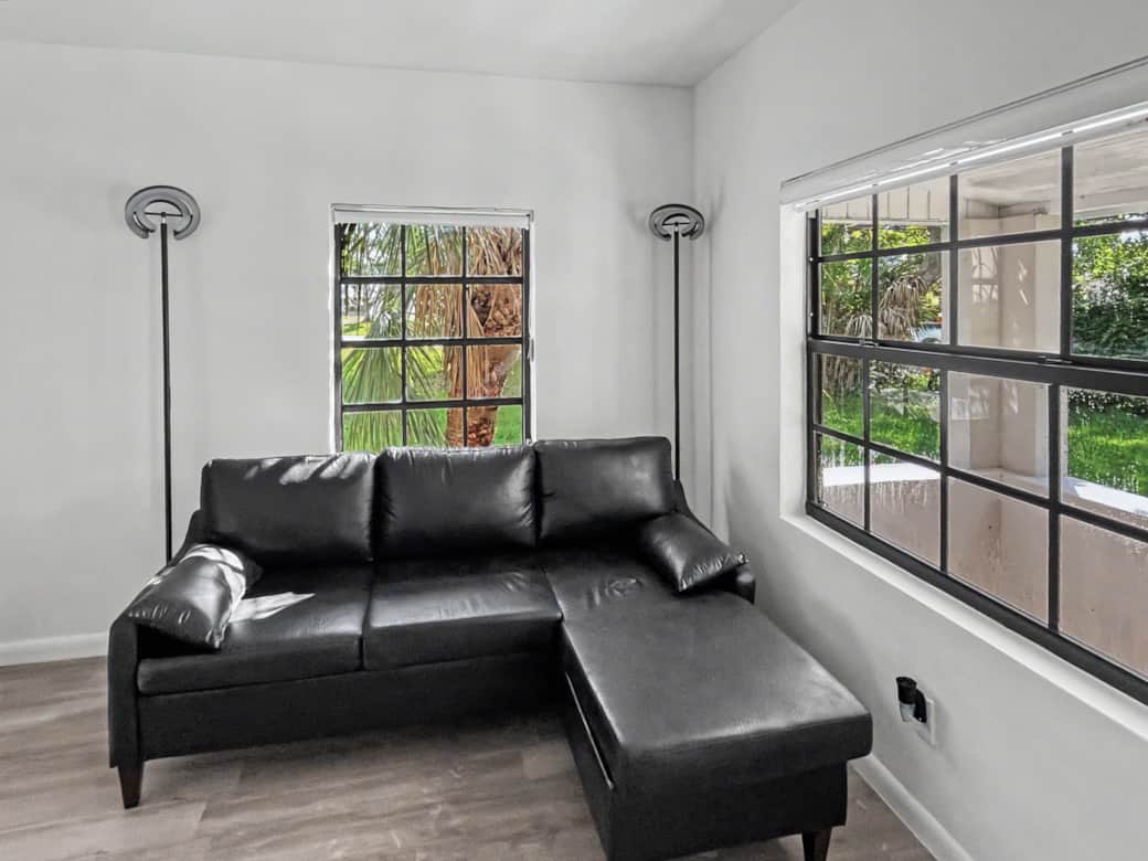 Living room 1