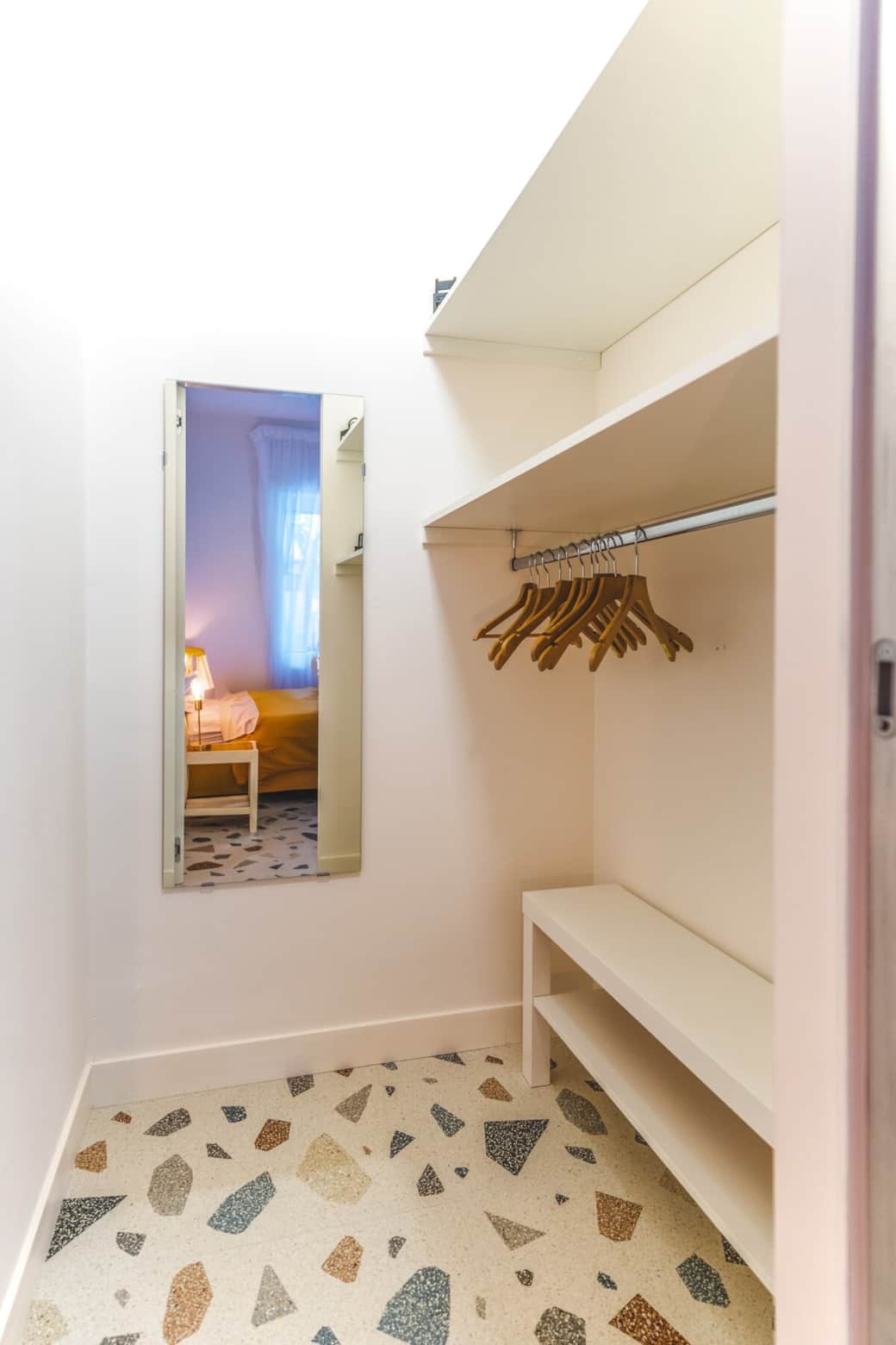 Cabina armadio della stanza matrimoniale padronale Cabina armadio della stanza matrimoniale padronale