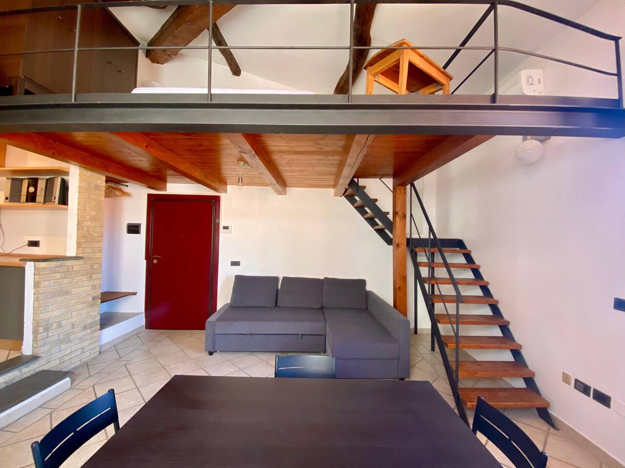 Salotto con divano letto