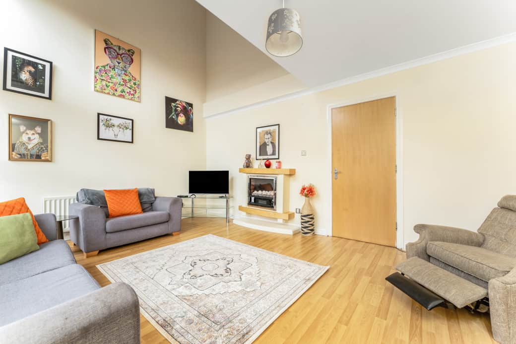 4Bed Finnieston SkyHigh Duplex (33)