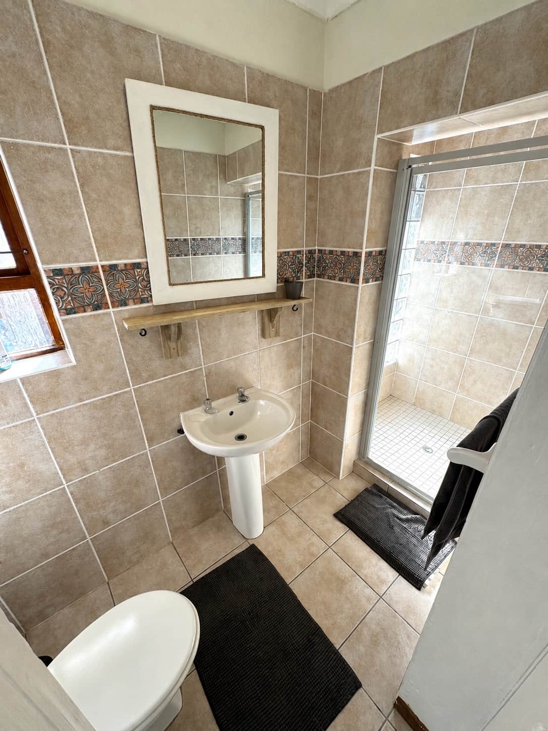 Surf Room Ensuite